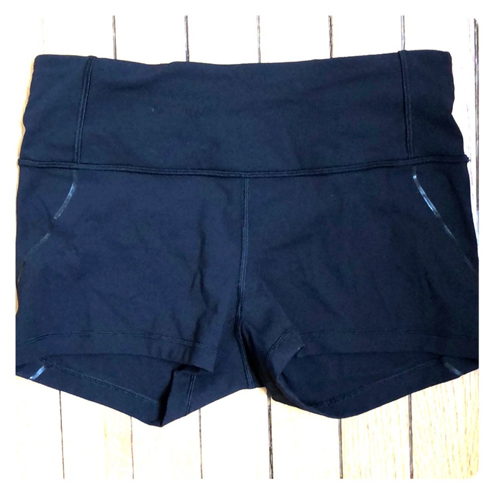Lulu lemon quick pace shorts 2.5” in black
